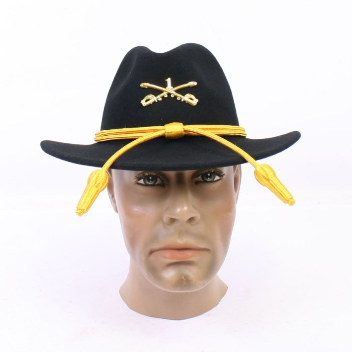 1st Air Cav Cavalry Hat. Large Badge