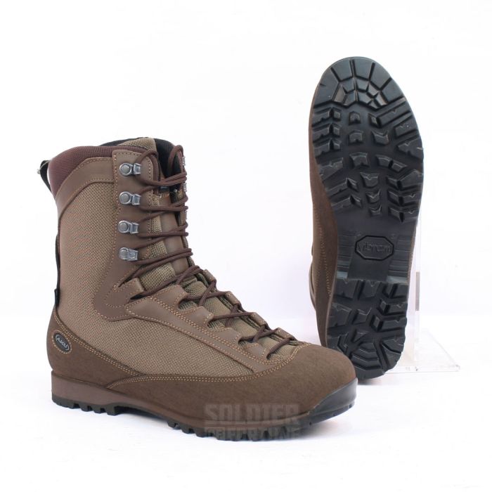 Aku hotsell military boots
