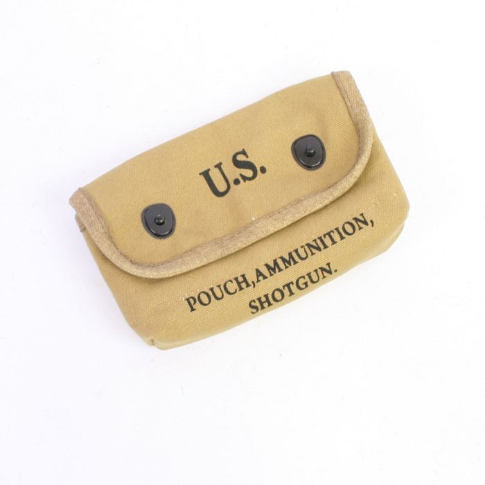 https://www.sofmilitary.co.uk/media/catalog/product/cache/10d90fa2c4c3a45ddd49078811658cb4/a/m/american_ww2_shotgun_shell_pouch_150523_1.jpg