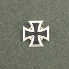 1939 WW2 Iron Cross 1st Class with Screw Back Fastener by RUM