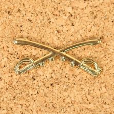 US Cavalry Cross Sabres Cap badge Large Size