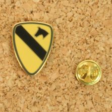 1st Air Cav pin badge.