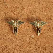 US WW2 Officer Branch of Service Nurse Collar Badge with Brown Letter N