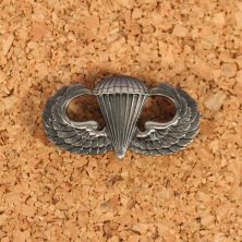 US para wings Paratrooper Jump Wings qualification badge