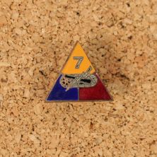 US WW2 7th Armoured Division Metal DI Pin Badge