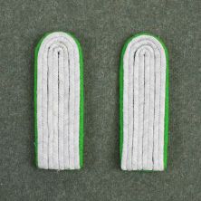 German Officers Shoulder Boards Gebirgsjager Leutnant