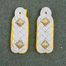 Luftwaffe Officer Shoulder Boards For Rank of Oberst