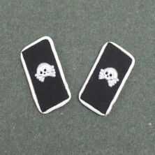 Panzer Collar Tabs Hermann Goring Division by R.U.M.