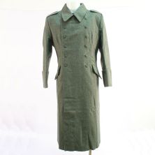 German M40 Greatcoat by Richard Underwood Militaria