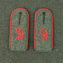 M40 Grossdeutschland Artillery GD Shoulder Boards by RUM