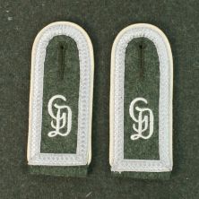 GD M40 Grossdeutschland Infantry Unterfeldwebel Shoulder Boards by RUM