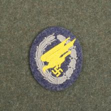 Luftwaffe Paratroopers Jump Badge in Cloth by RUM