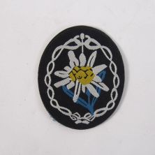 Gebirgsjager arm badge Bevo 