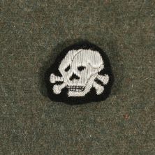 SS Officers Cap Skull Badge in Silver Wire Bullion Embroidered 1st Pattern