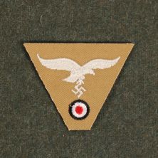 Luftwaffe Afrika Combined Eagle and Cockade Cap Badge