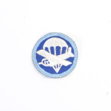 US WW2 Airborne Garrison Cap Badge. Enlisted. Mid War