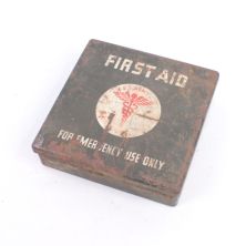WW2 US Army 24 Piece First Aid Tin For Vehicles Empty