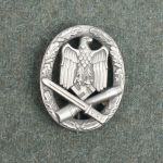 TR009 Army General Assault Badge Silver Battle Worn Finish by RUM