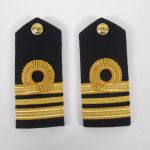 BE1424 Royal Navy Lt Commander Rank Badge