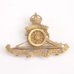 BB297 Royal Artillery Cap Badge