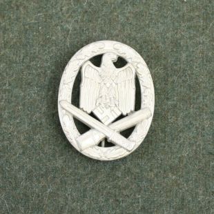 Army General Assault Badge Silver Finish by RUM
