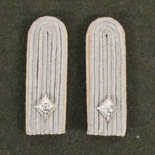 Army Officer Shoulder Boards Oberleutnant Infantry