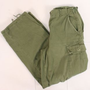 Original US Vietnam jungle trousers. Small. Grade 2.