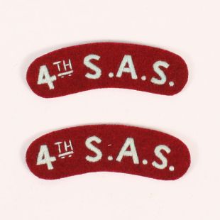 4th SAS (French 2nd RCP)  Shoulder Titles.