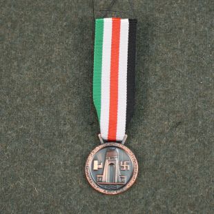 German Italian African Medal by RUM