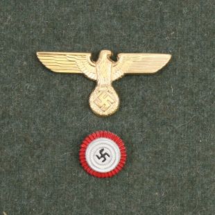 German Political Leaders Cap Badge set Gold by RUM