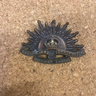 Original Australian Commonwealth Military Forces Bronze Cap Badge