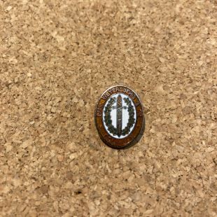 Solingen Dagger maker" Weyrsberg"  enameled tin pin