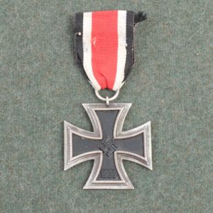 Iron Cross 2nd Class 1939 with ribbon Original WW2 
