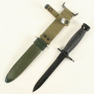 M7 Bayonet with M8 Scabbard for the US Army M16 