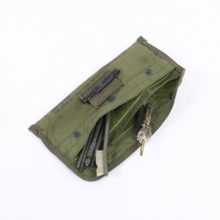 M16A1 Rifle Cleaning kit and pouch 1972 Original