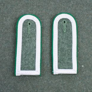 M40 Heer Gebirgsjager (Mountain Troops) Shoulder Boards Unterfeldwebel by RUM