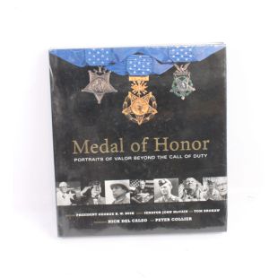 Medal of Honor: Portraits of Valor beyond the Call of Duty Book