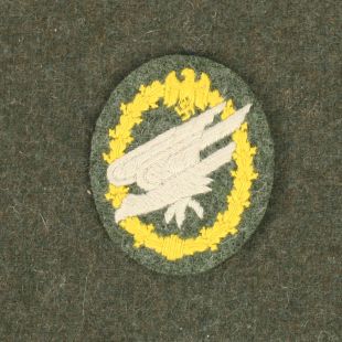 Heer Paratrooper Jump Award Badge Cloth by RUM