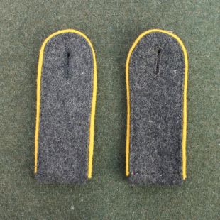 Luftwaffe Shoulder Boards Blue with Yellow Piping By RUM