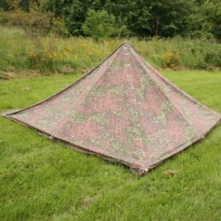 SS Oakleaf Zeltbahn Tent 4 Sections and Pole Set by RUM