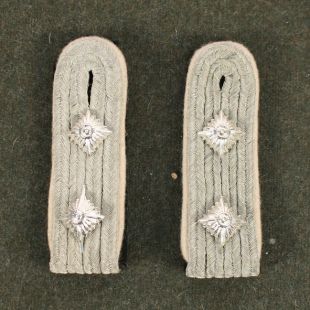 SS Officer Shoulder Boards Infantry Hauptsturmfuhrer