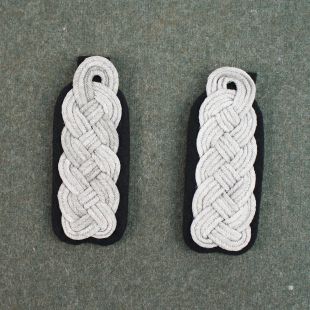 SS Pioneer Sturmbannfuhrer Officer Shoulder Boards by RUM