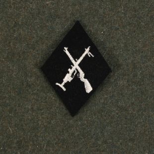 SS Arm Diamond Armourer NCO badge
