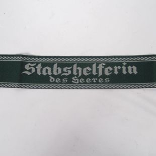 Stabshelferin cuff title