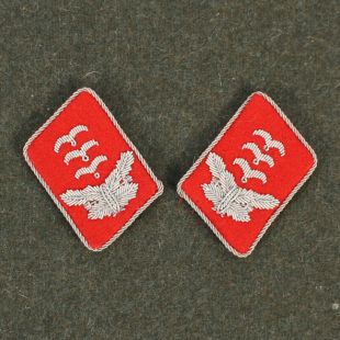 Luftwaffe Officer Flak Hauptmann Collar Tabs