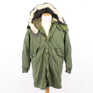 US Army M1965 Fishtail Parka, Quilted liner and Ruff fur hood Original Medium