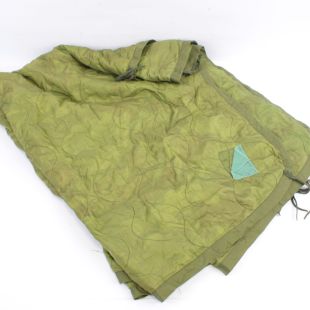 US Army Poncho Liner Camouflage 1970 with label