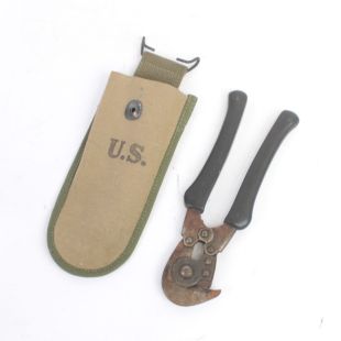 US WW2 M1938 Wire cutters and tan pouch Original Dated 1944