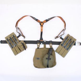 WW2 German Army Combat MP38 MP40 Webbing Set