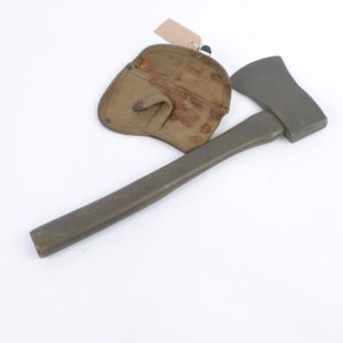 WW2 hand axe and tan cover original Plumb 1943